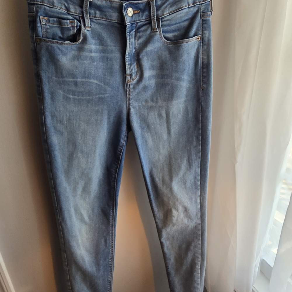 Old Navy Rockstar Super Skinny High Rise Jeans – Built-In Sculpt – Size 6